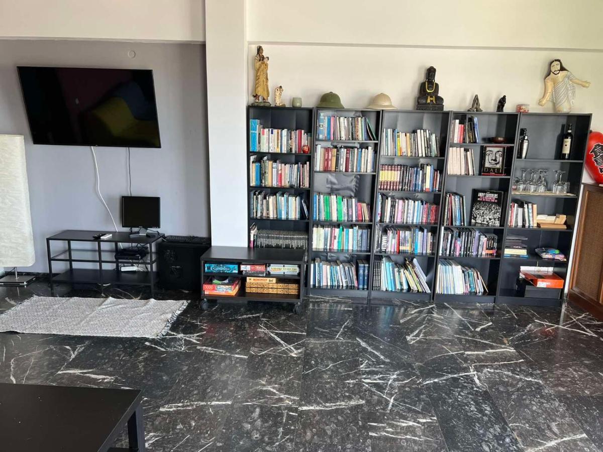 Alimos Marina Huge 3Bd Apartment Athén Kültér fotó