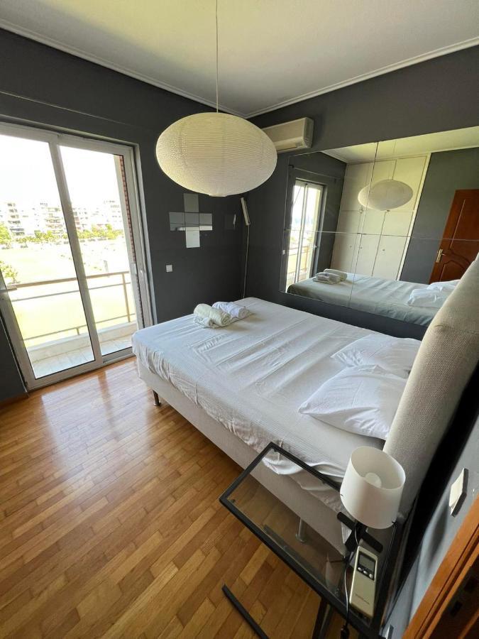 Alimos Marina Huge 3Bd Apartment Athén Kültér fotó